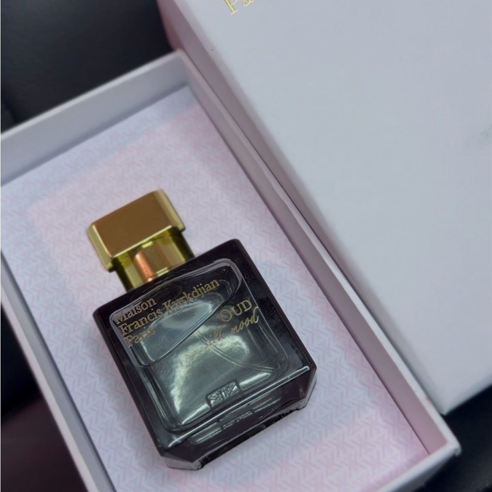 Maison Francis Kurkdjian Oud with Gold Cap